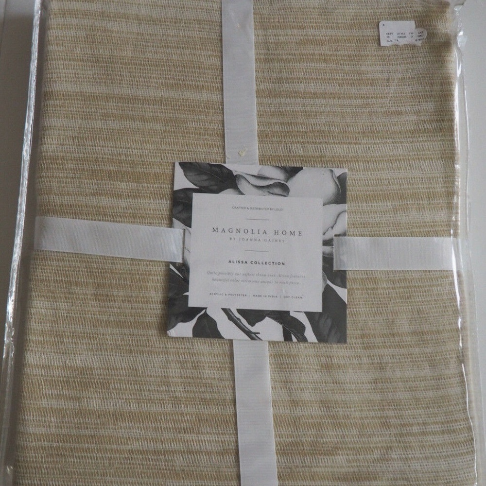 *NEW* Magnolia Home Alissa Throw